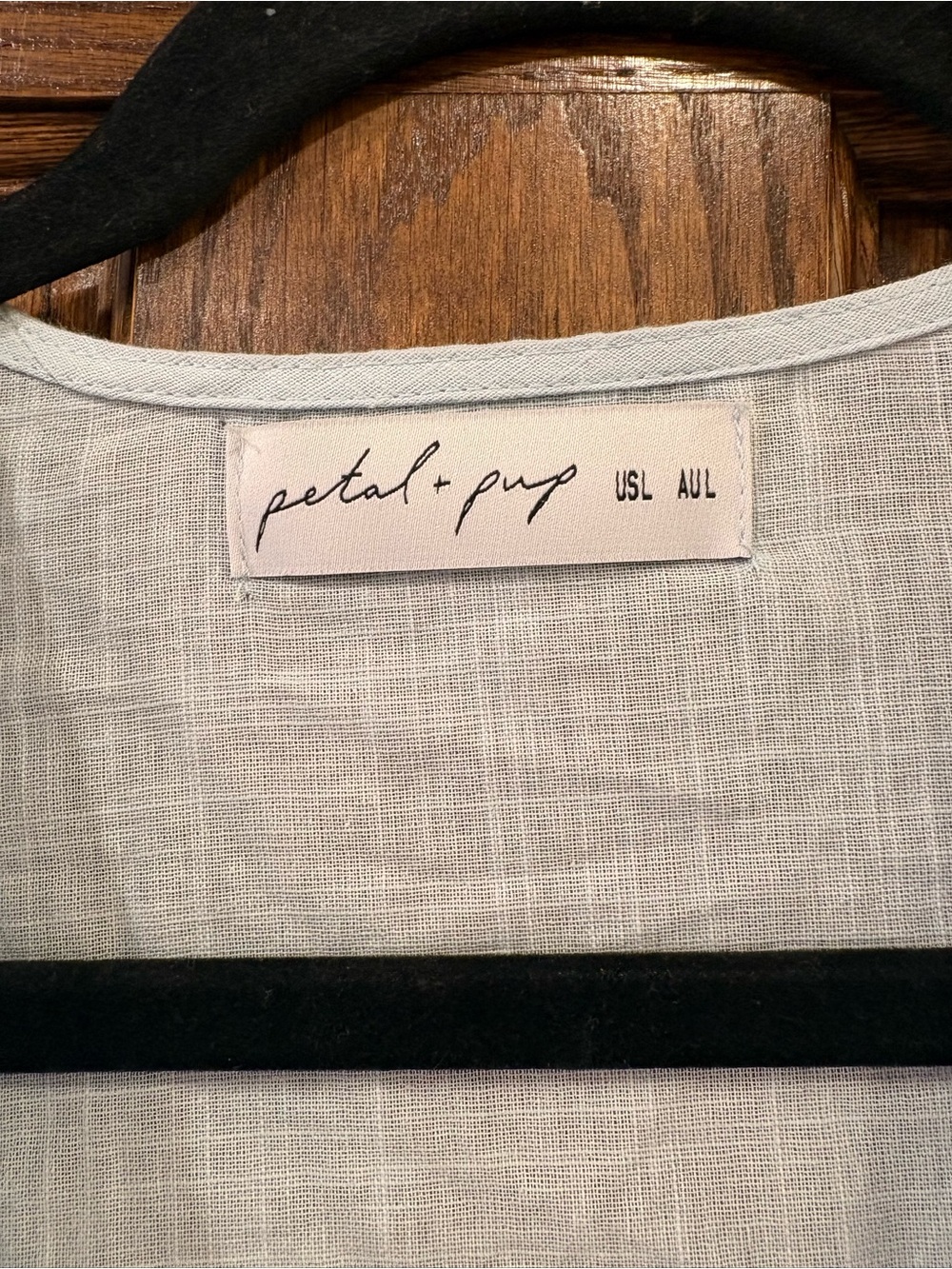 Petal & Pup $64 P2P24” L23” Light Blue 100% Cotton Tie-Front Wide Sleeve Top L - Picture 3 of 8